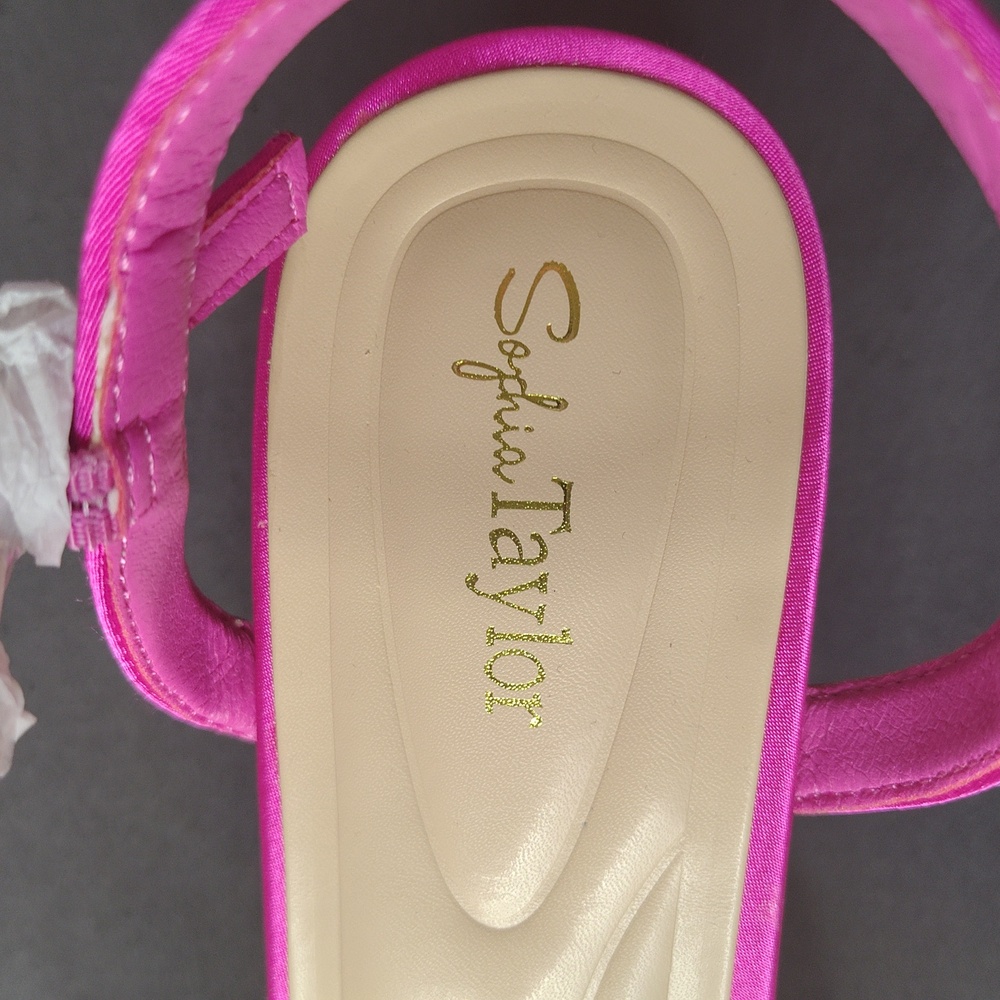 Shoe's - Picture 12 of 12